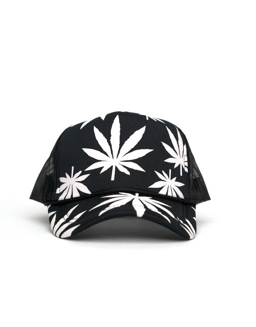 Black Leaf Cap